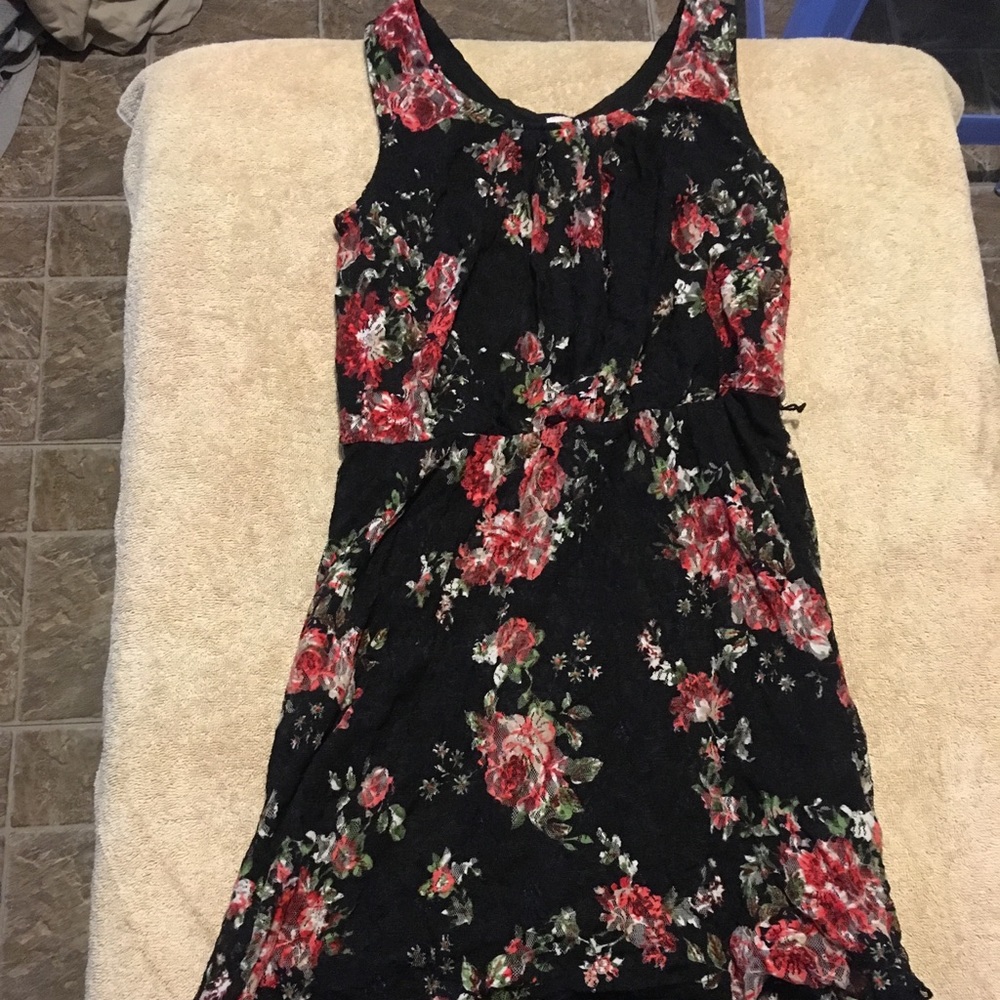 Dress never wore